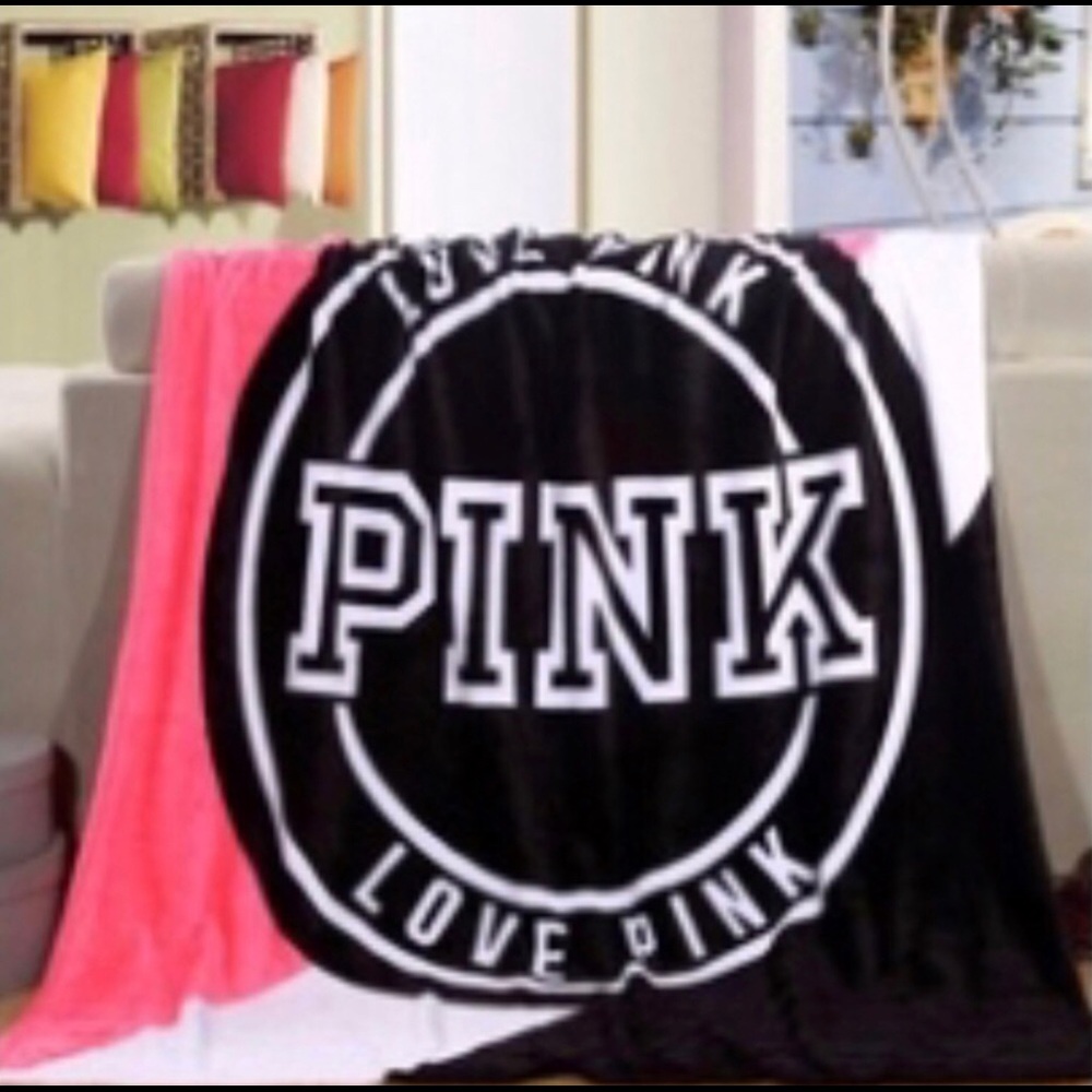 Victoria Secret blanket😍